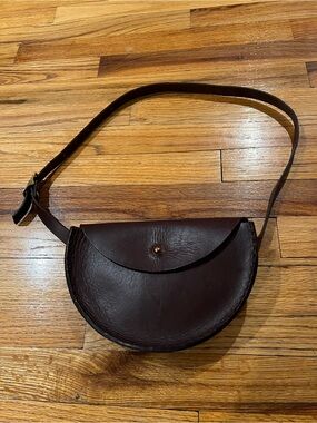 tree Fairfax Color deep burgundy extended half moon bag